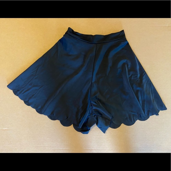 Blackmilk Pants - Blackmilk Black Shorties